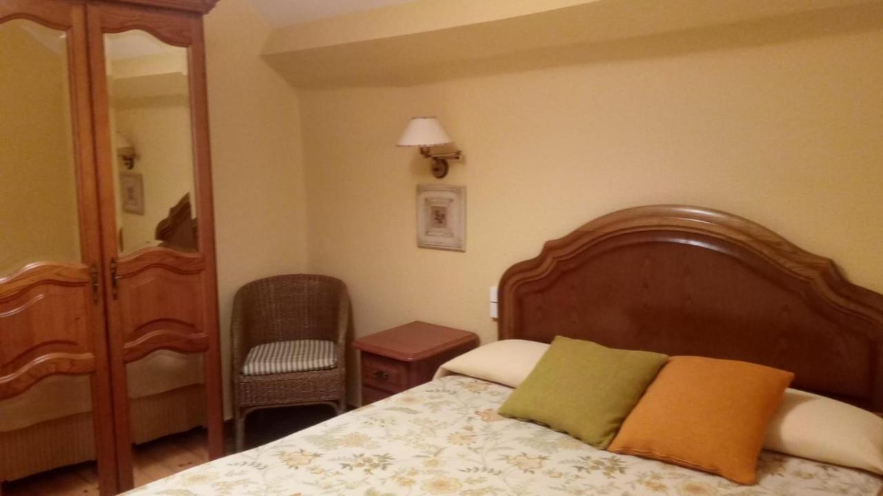 Hostal Casa Sario Jaurrieta Dış mekan fotoğraf